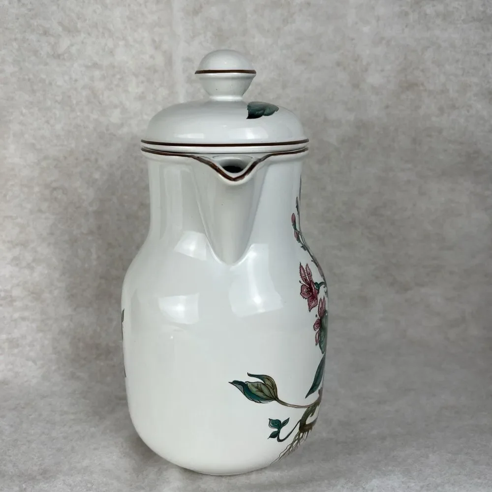 VTG Villeroy & Boch Botanica Tea Pot Pitcher Floral Porcelain 9 1/2” Depuis 1748
